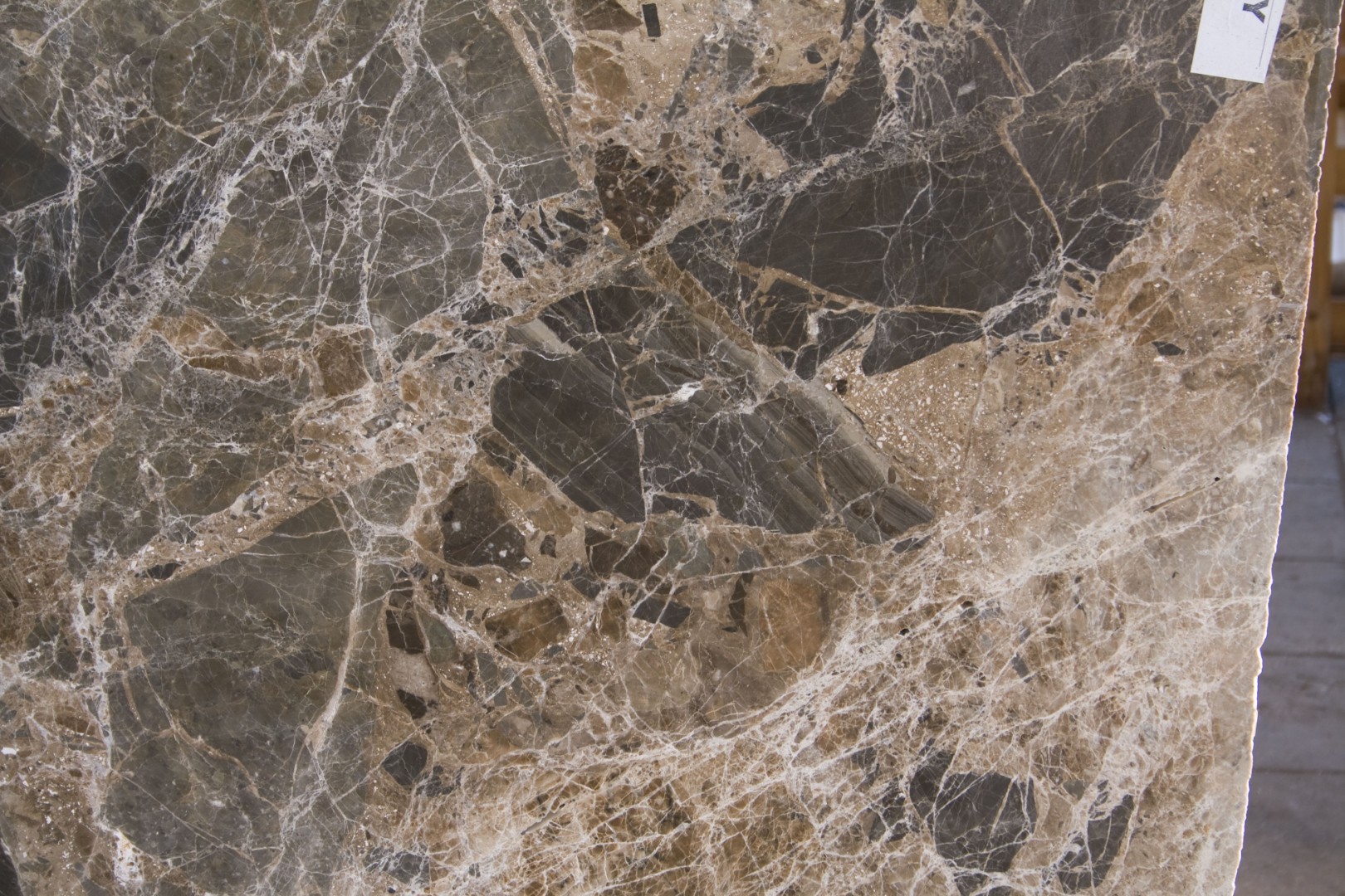Breccia Paradiso (Брекчия Парадизо) 2